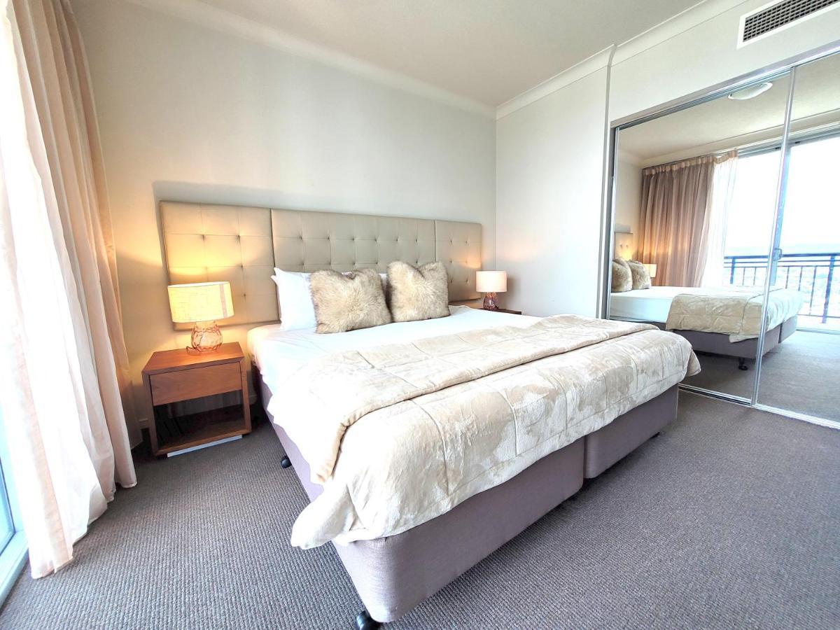 Appartamento Peepsleep Chevron Towers Gold Coast Esterno foto